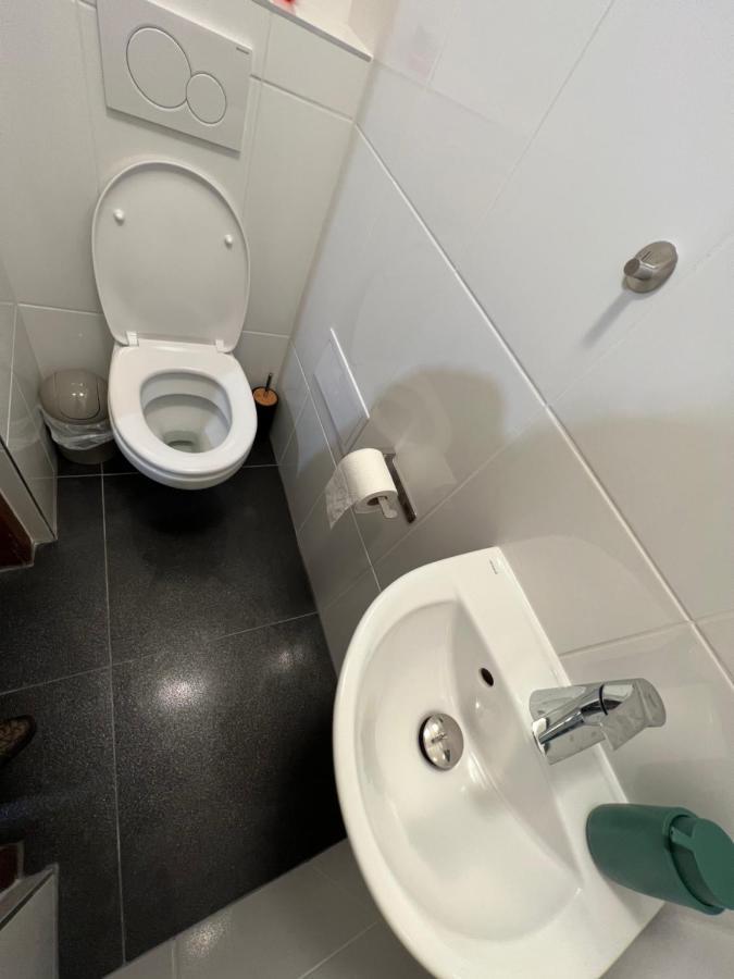 Hostel Do-Re-Mi 布拉格 外观 照片